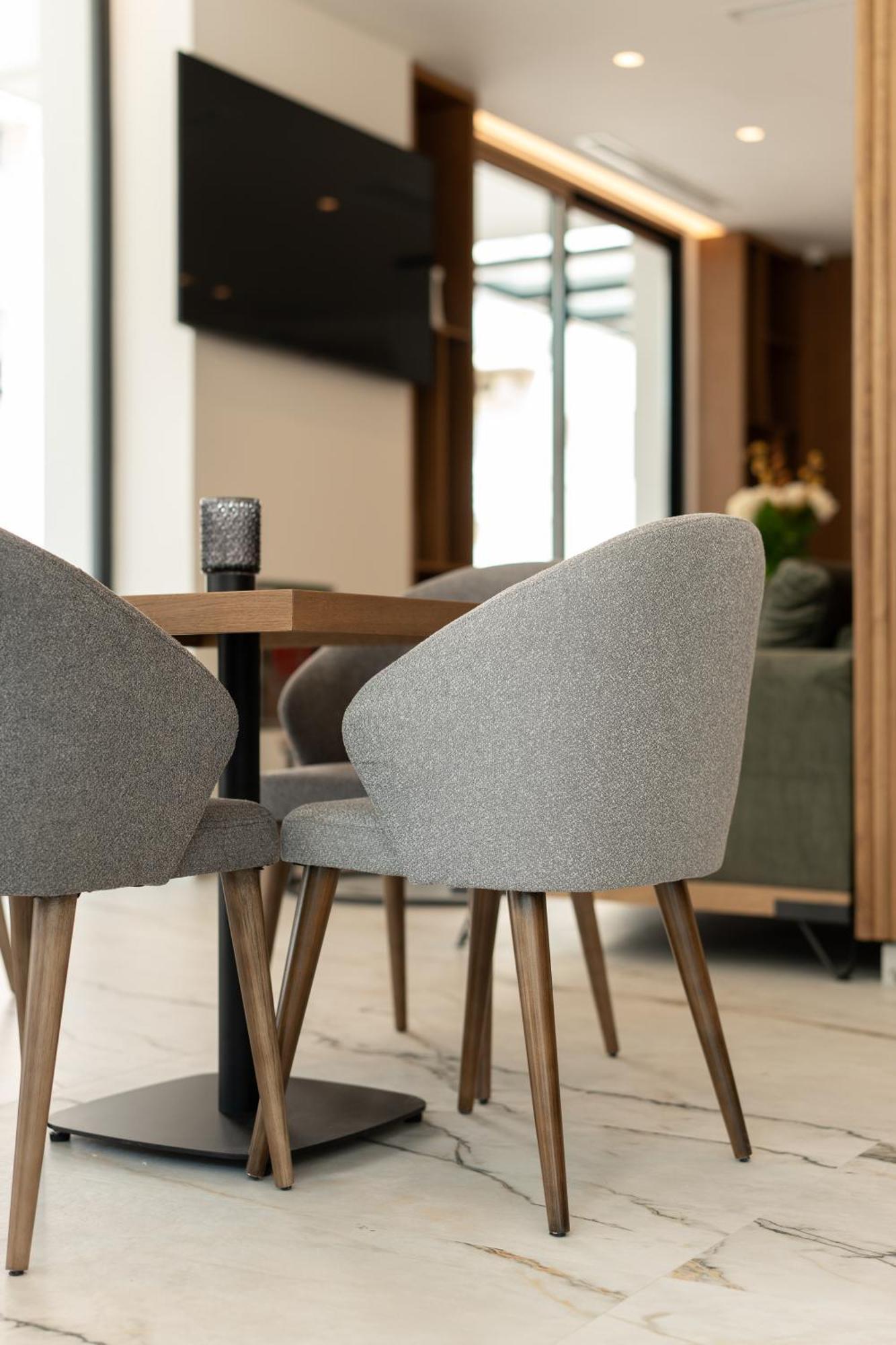 Volos Inn Hotel Eksteriør billede