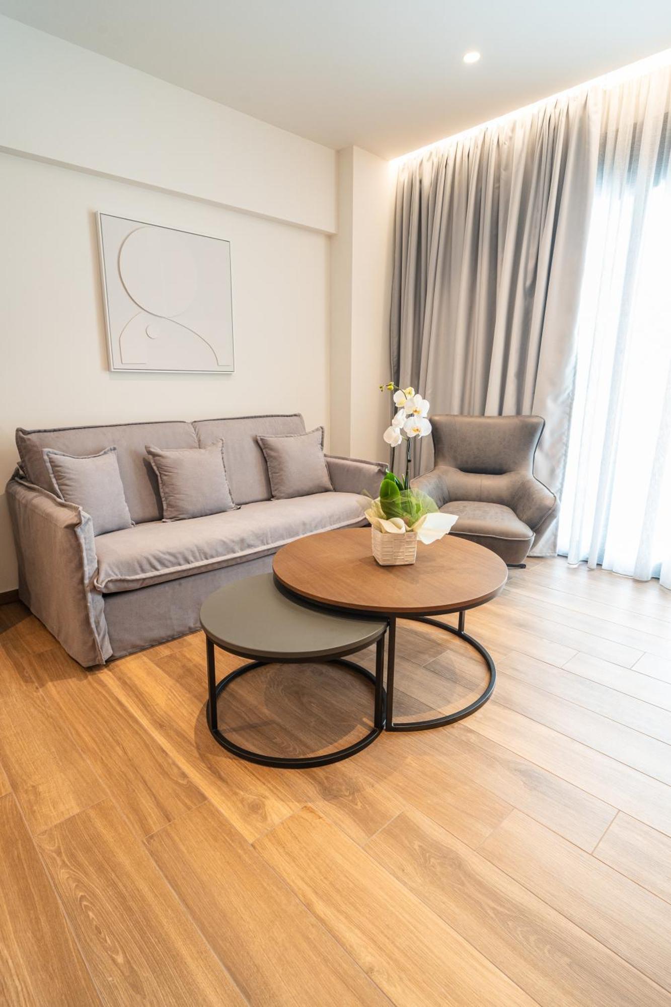 Volos Inn Hotel Eksteriør billede